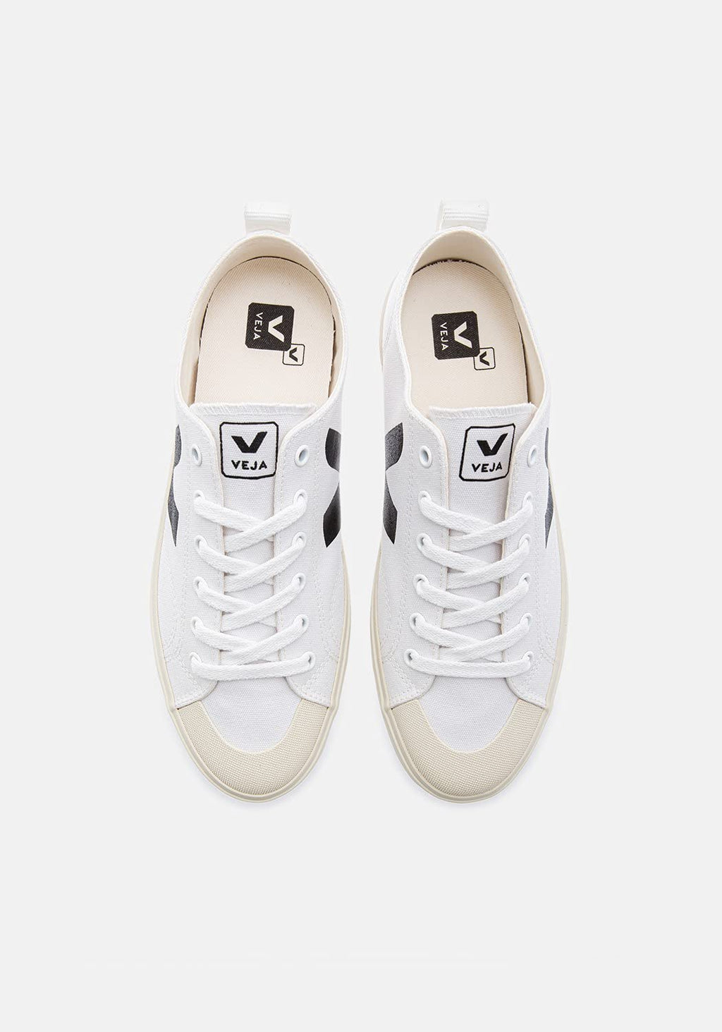 Veja Nova Canvas White Black Größe: