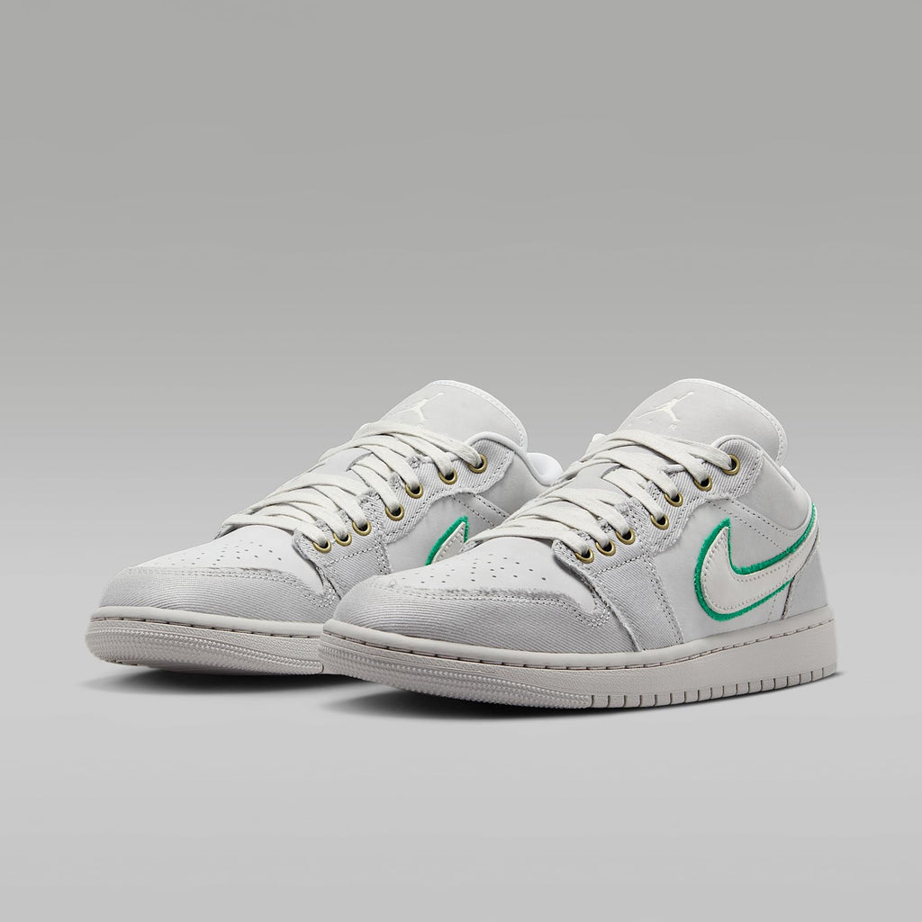 Air Jordan 1 Low SE Damenschuhe (Light Smoke Grey/Pure Platinum/Light Grey/Summit White)